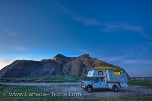 Photo: Castle Butte Tourists Big Muddy Badlands Southern Saskatchewan