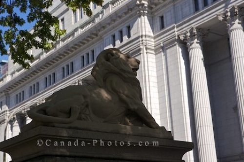 Photo: Lion Monument Montreal Quebec