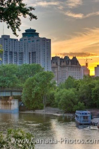 Photo: Assiniboine River Sunset Winnipeg Manitoba