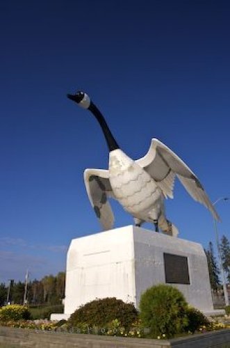 Photo: Canada Goose Statue Information Centre Wawa Ontario