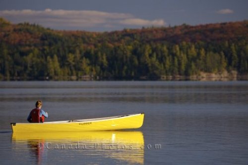 Photo: Canoe Paddling Rock Lake Ontario