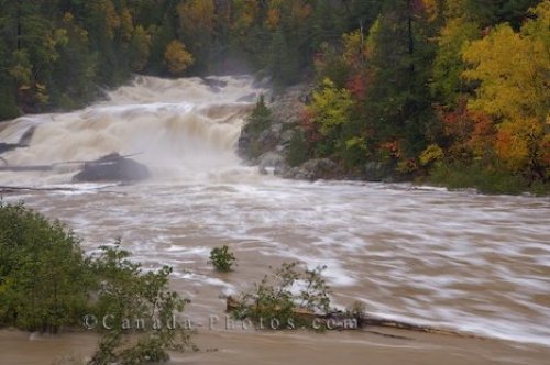 Photo: Chippewa Falls Autumn Flood Chippewa River Ontario