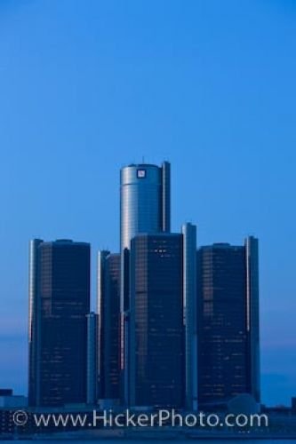 Photo: Detroit Michigan GM Building Skyline Picture
