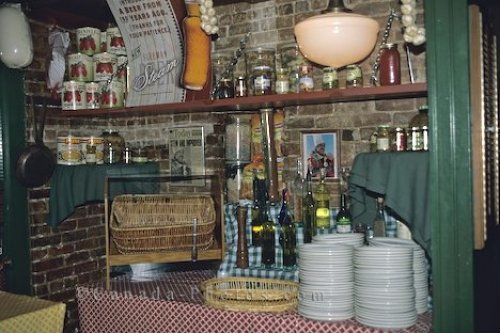 Photo: Restaurant Dinner Plates