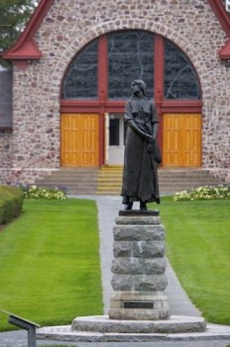Photo: Evangeline Statue Memorial Church Nova Scotia