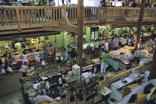 Photo: Farmers Market St Jacobs