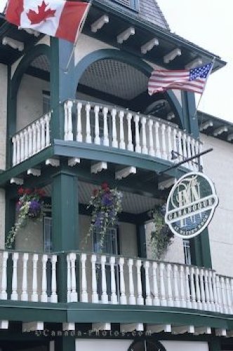 Photo: Gananoque Inn Ontario