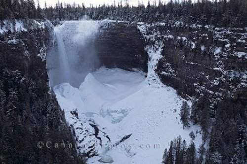 Photo: Helmcken Falls British Columbia