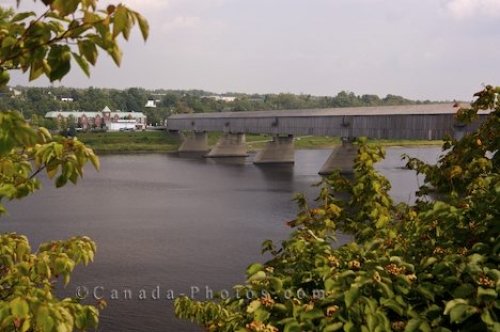 Photo: New Brunswick Hartland Covered Bridge Saint John River