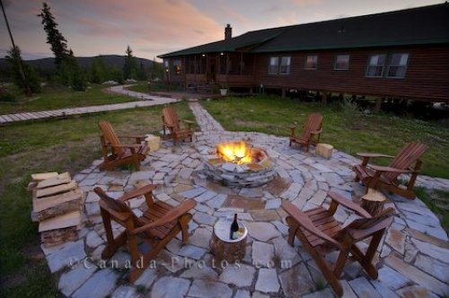 Photo: Patio Fire Pit Rifflin Hitch Lodge