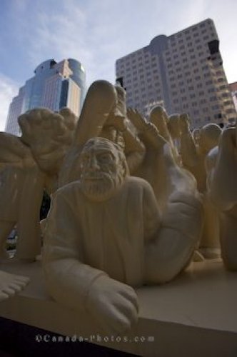 Photo: People Statue Downtown Montreal
