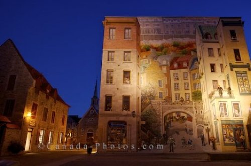 Photo: Wall Mural Lighting Place Royale Quebec