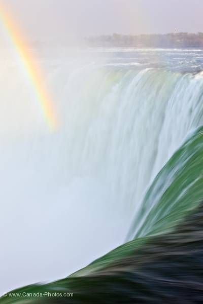 Photo: Rainbow Mist Horseshoe Falls Niagara