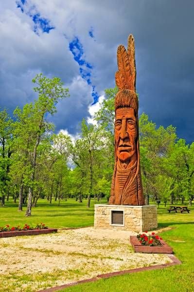 Photo: Indian head carving Whispering Giant Winnipeg Beach Provincial Recreation Area